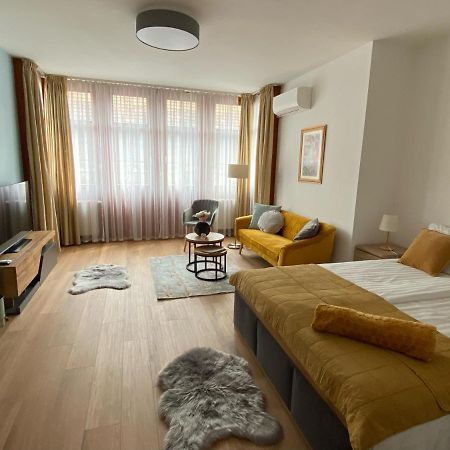 Lovag8 Apartment Budapest Eksteriør bilde