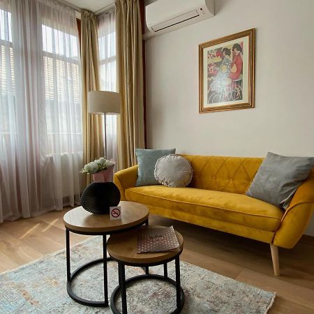 Lovag8 Apartment Budapest Eksteriør bilde