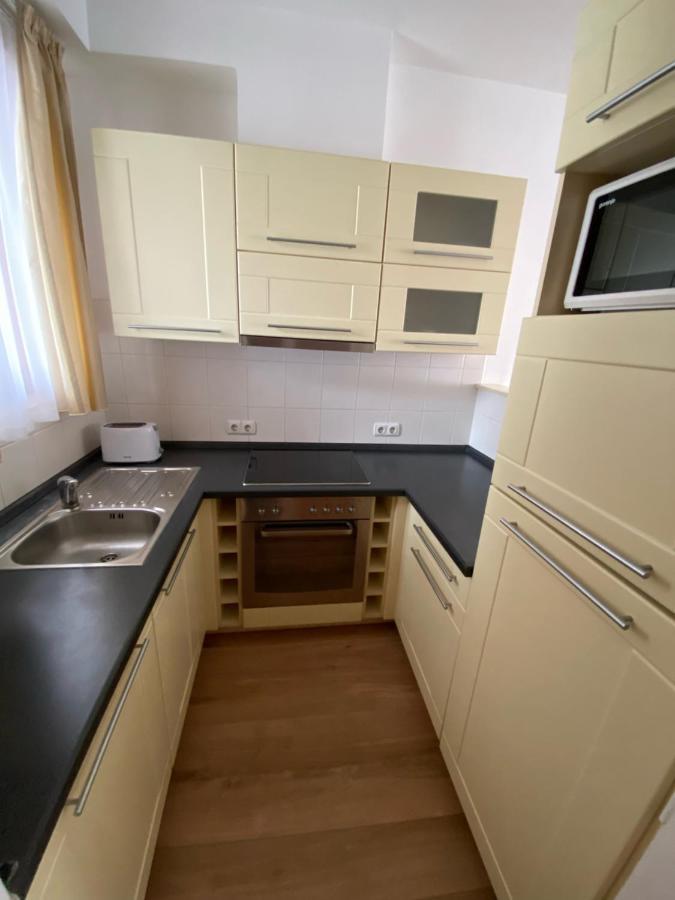 Lovag8 Apartment Budapest Eksteriør bilde